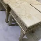طاولة رخام