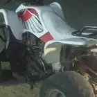 للبيع دباب أربع كفرات النوع السويدي الدباب نظيف على يدي