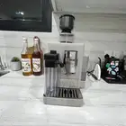 مكينه قهوة ديلونجي ريفيليا اخت الجديده استخدام ثلاث مرات قط