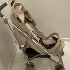 للبيع عربية ومشاية
