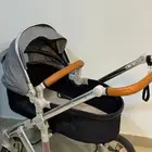 سرير وعربه. ومسبح كبير. ممتازين.