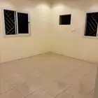 شقة من 3 غرف وحمام ومطبخ وصالة ابرق الرغامة