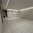 أدوار تمليك فاخرة جدا  في حي الحلقة الغربية( القيم) ب750 ألف