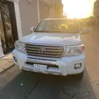 جيب لاندكروزر2015فل