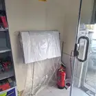 بضاعة مكتبة للبيع
