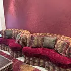 طقم كنب وسجادة وستارة للبيع
