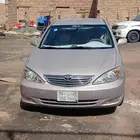 كامري 2004 عليه لوحه مميزه