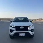 فورتشنر 2022 بنزين v6 وكالة