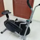 دراجة للرياضة نظيفة كما هو ظاهر في الصور 300