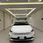 كيا 8 (بنزين) 2022 فل كامل