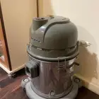 مكنسة كهربائية