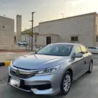 للبيع هوندا اكورد موديل 2017