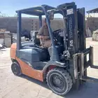 رافعه كونتينر موديل 2008 ثلاث حركات محركات شرط