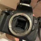 كاميرا كانون D700 وملحقاتها