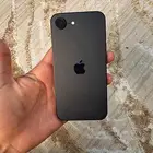 ايفون 16 e