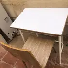 طاولة وكرسي وصيدلية ايكيا