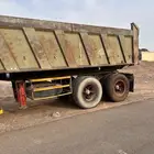 صندوق قلاب للإيجار