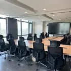 مكاتب مؤثثة فاخرة