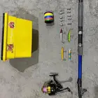 عدة صيد سمك قصبة ومكينة وطعوم