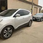 توسان 2015 فل كامل للبيع نظيف مكينة قير شرط بصمة حساسات تحك
