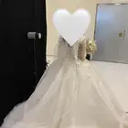 فستان عروس نظيف