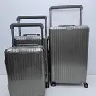 اطقم شنط ريموا