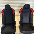 مقاعد سيارة اسيات