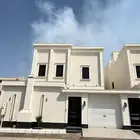 للبيع فلة شمال الخميس موقع مميز جوار مسجد والخدمات