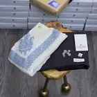 طقم شال مع قماش