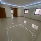 شقه فاخره وكبيره للايجار في حي الصفا 7 ست غرف