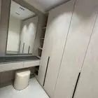 حزائن ملابس غرفة النوم ديكورات طاولات