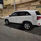 سيارة سورنتو 2015 نظيف جدا قير اوتوماتيك ممشي 273 الف