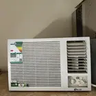 للبيع مكيف شباك شبه جديد