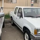 نيسان ددسن موديل 1990