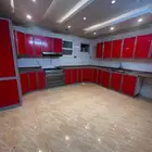 شقه للايجار خمسه غرف في حي الصفا عند دوار النجمه قريب حديقه