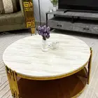 كنب مع طاول كبيره و أربع طاولات صغار