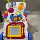 تعليم المشي للاطفال