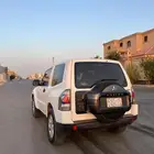 جيب باجيرو ربع 2014 ابيض