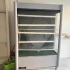 ثلاجة عرض مشروبات