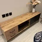 طاولة تلفزيون