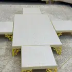 طاولات للبيع