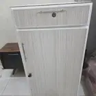للبيع دولاب وطاولة تلفزيون