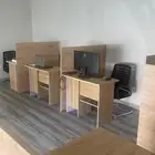 مكتب جديد فخم للتقبيل A brand-new and upscale office