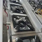 ستيل طاولات ومركبات وكاونتر وافران ومداخن مطاعم
