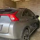 للبيع ميتسوبيشي اكيلبس كروس