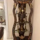 مكتبه للبيع مع المزهريات