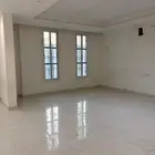 شقه للايجار في مجمع سكني