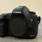 كاميرا كانون 5D mark lll مع عدسة 24-70 f 4