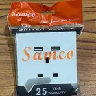 فيش ثلاثي USB مخرجين وفيش بدون USB