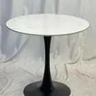 طاولات مفرد